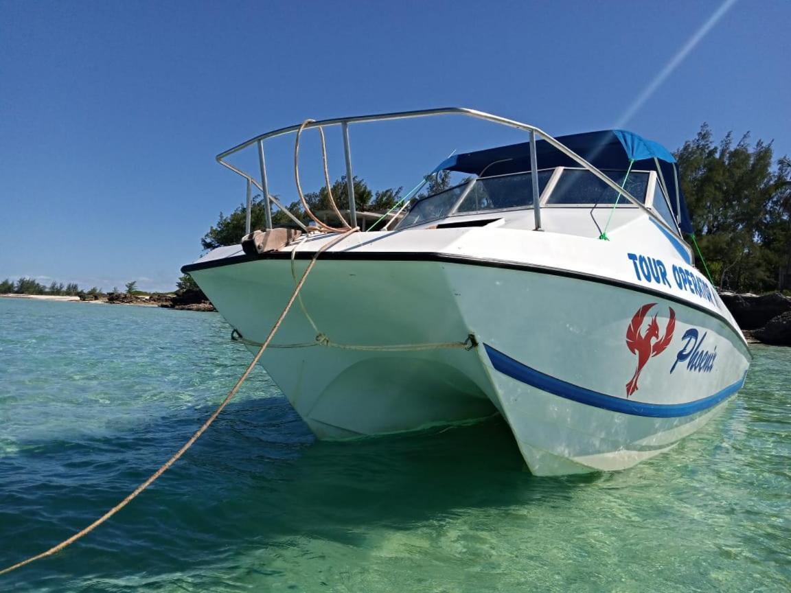 Dolphin Dhow Beach Safaris Vilankulo Eksteriør billede